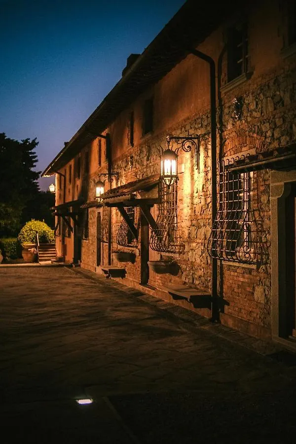 Country house Fattoria Degli Usignoli Guest House San Donato in Fronzano Italy